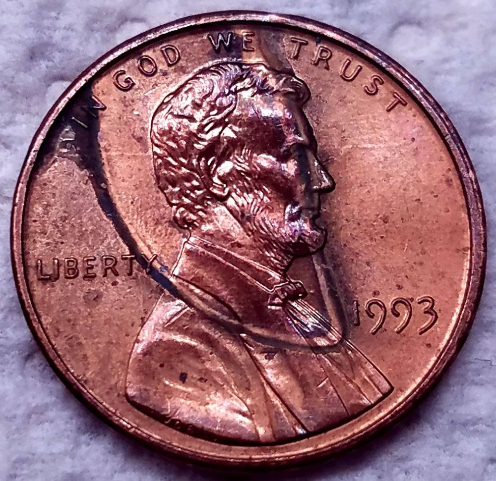 1993-P-Lincoln-Cent-Struck-Through-Metal-Half-Disc-Or-Metal-Clip?
